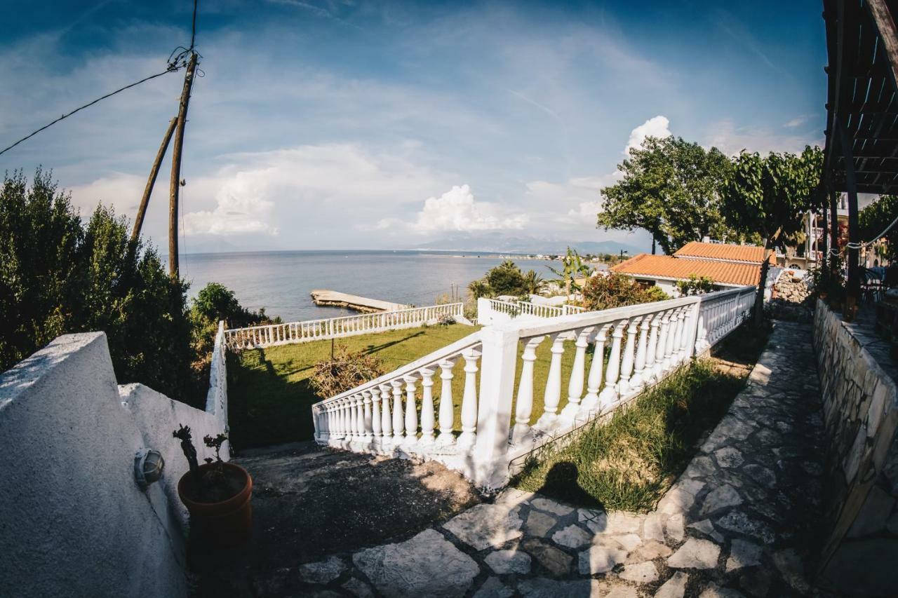 ניפורייקה Villa Galanis By The Sea מראה חיצוני תמונה